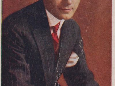 Vintage postcard: Eddie Lyons, 1916