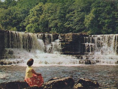Vintage postcard: Aysgarth, UK, 1966