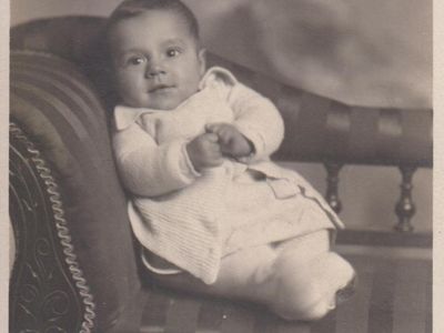 Vintage postcard: Baby
