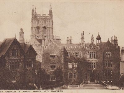 Vintage postcard: Great Malvern Hotel, UK
