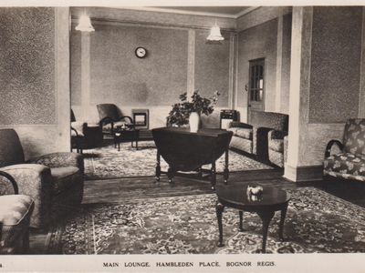Vintage postcard: Hambleden Place, Bognor Regis, UK, 1956